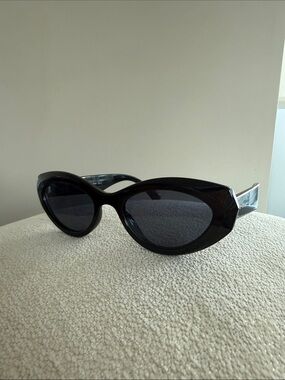Aj Morgan Black Cat-Eye Sunglasses with Dark Lenses